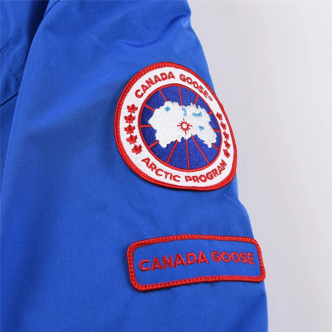 Canada Goose Zip Puffer Jacket - Style 182 - Canada Goose puffer jacket real photo 7