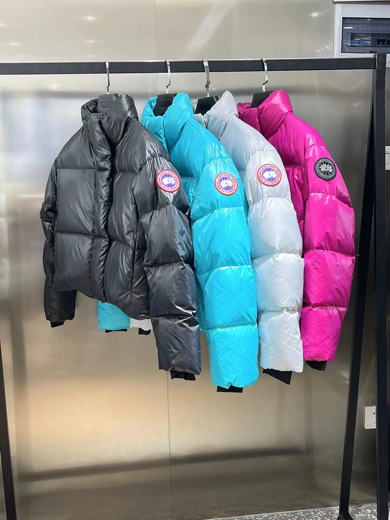 Canada Goose Zip Puffer Jacket - Style 188 - Canada Goose puffer jacket real photo 4