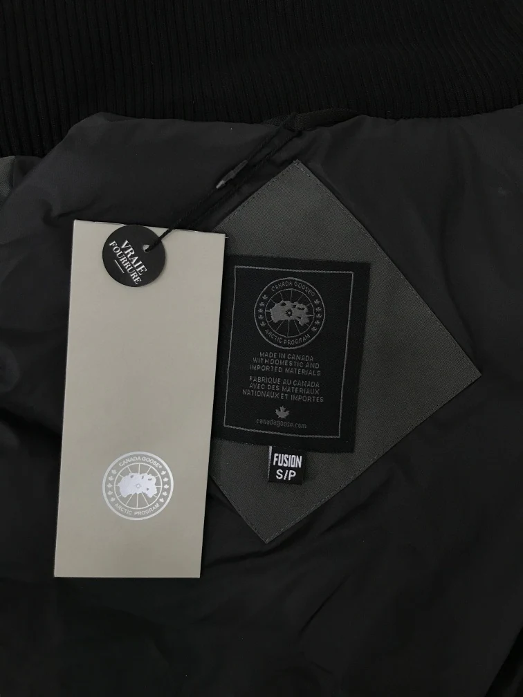 Canada Goose Zip Puffer Jacket - Style 192 - Canada Goose puffer jacket real photo 7
