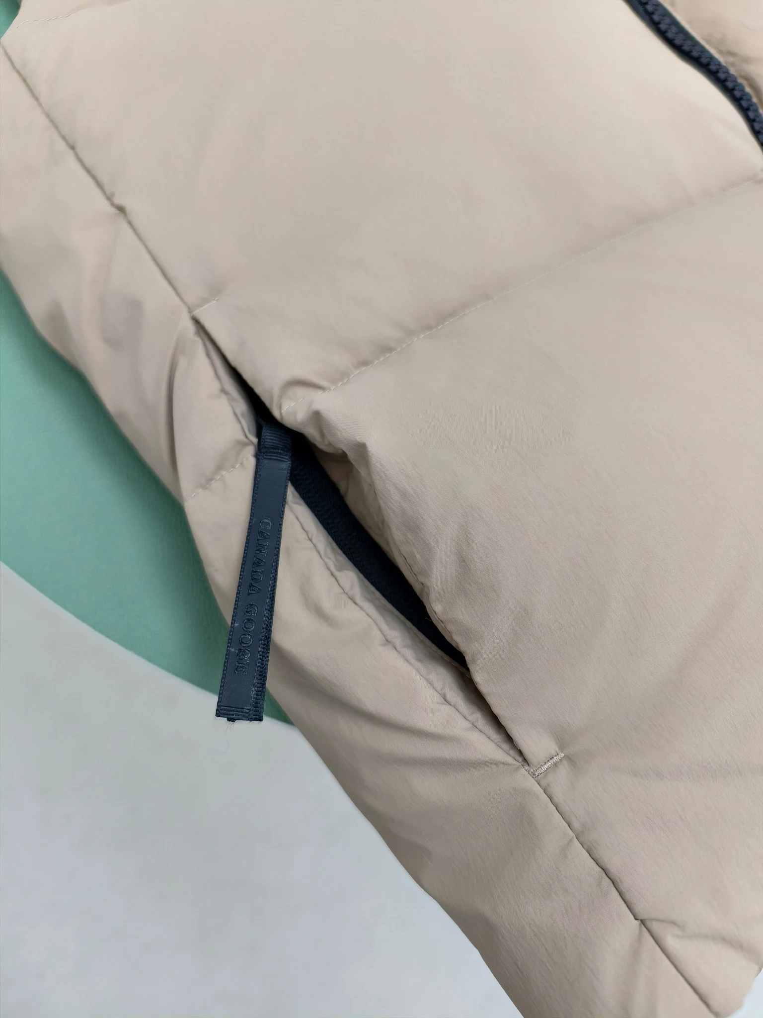 Canada Goose puffer jacket - real photo 6
