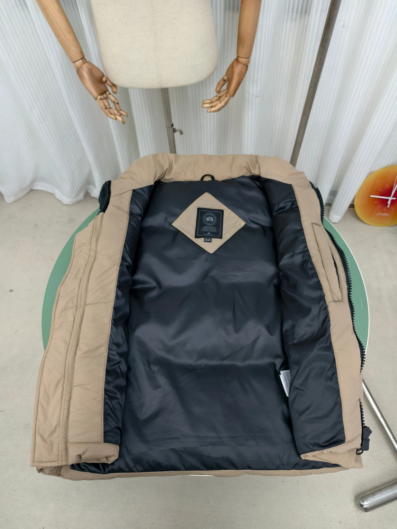 Canada Goose puffer jacket - real photo 9