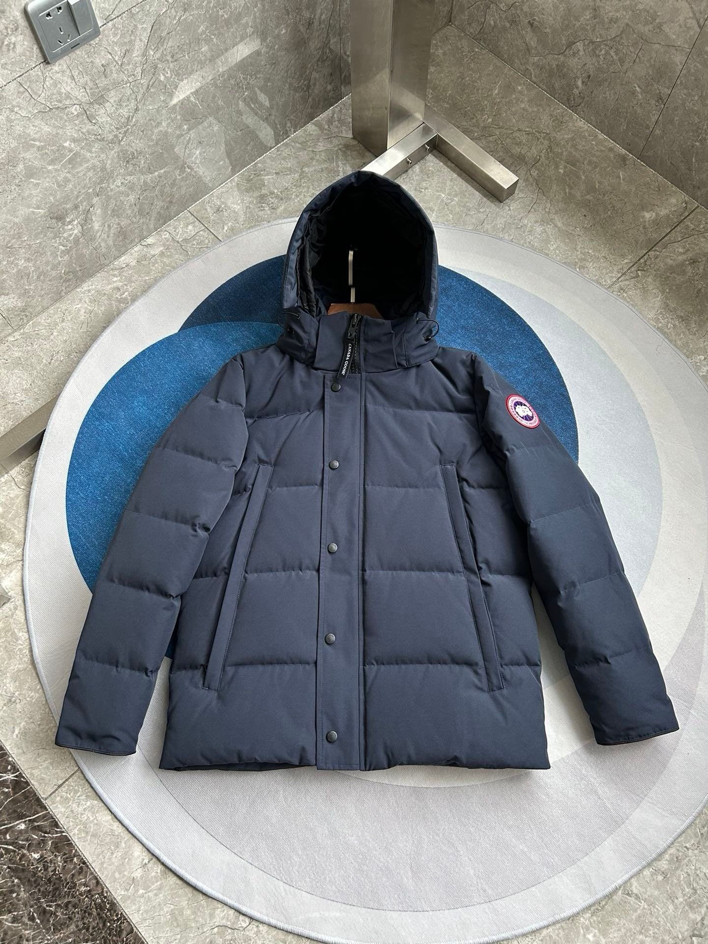 Canada Goose Zip Puffer Jacket - Style 207 - Canada Goose puffer jacket real photo 3