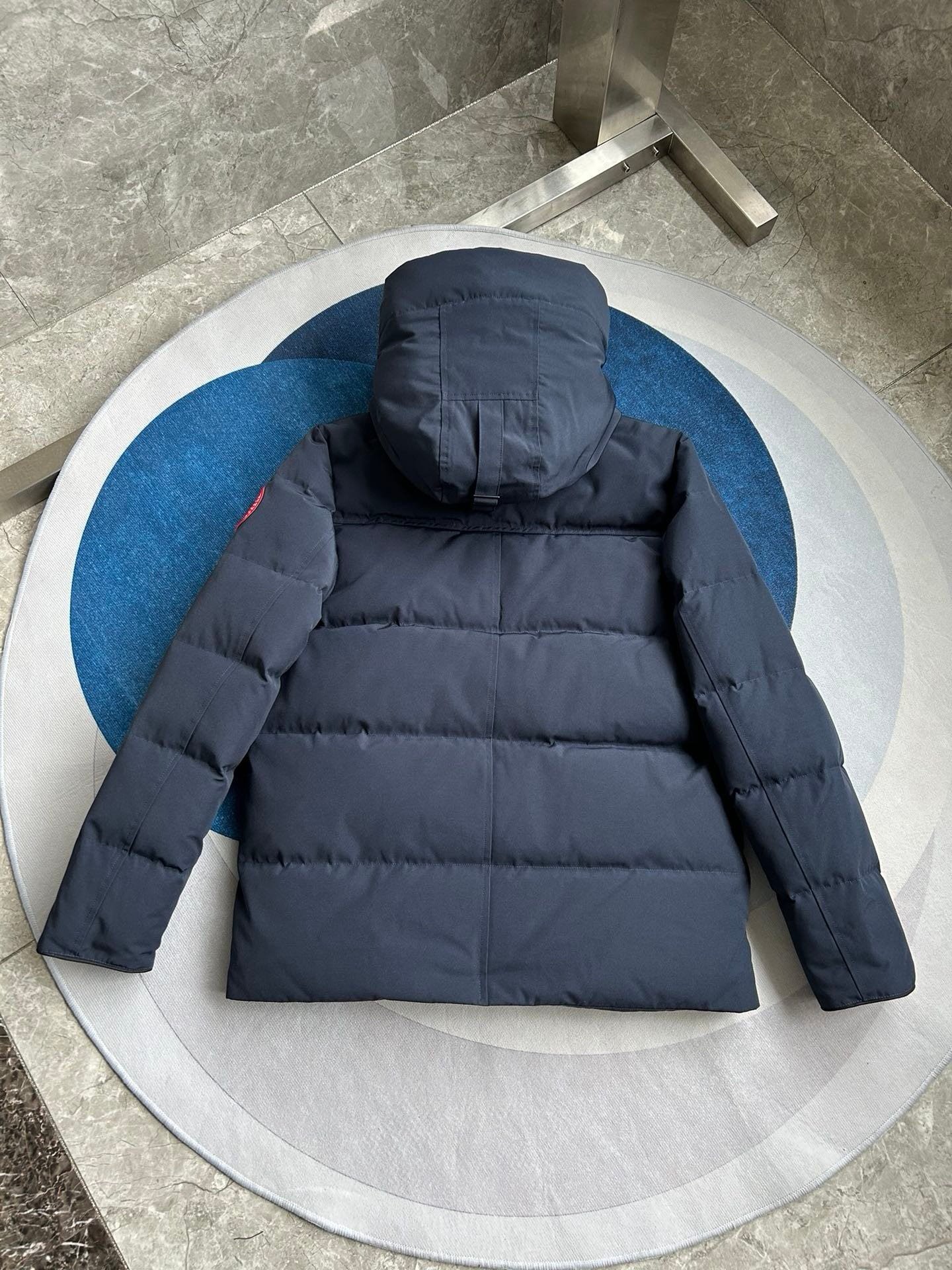 Canada Goose Zip Puffer Jacket - Style 207 - Canada Goose puffer jacket real photo 4