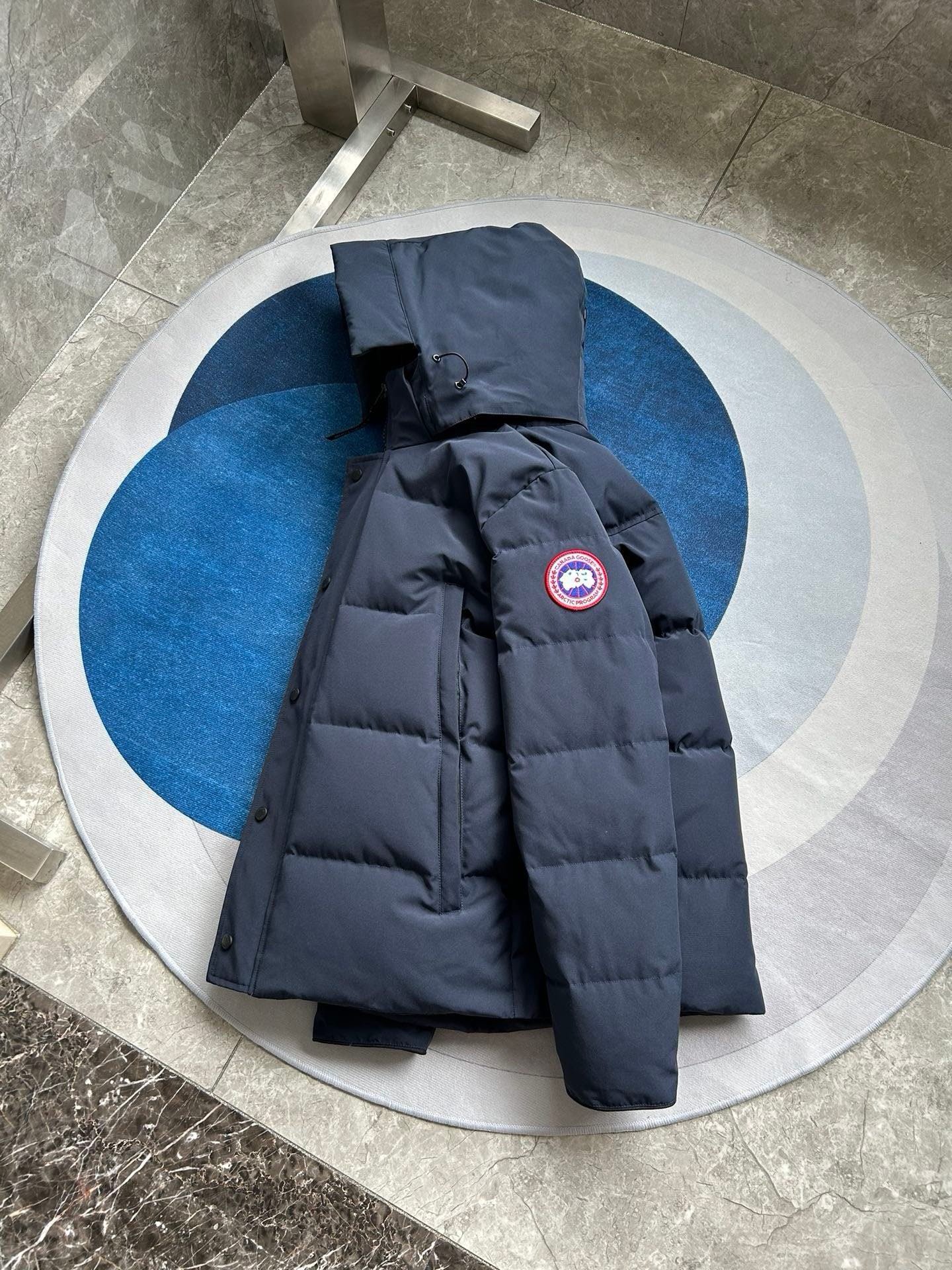 Canada Goose Zip Puffer Jacket - Style 207 - Canada Goose puffer jacket real photo 5