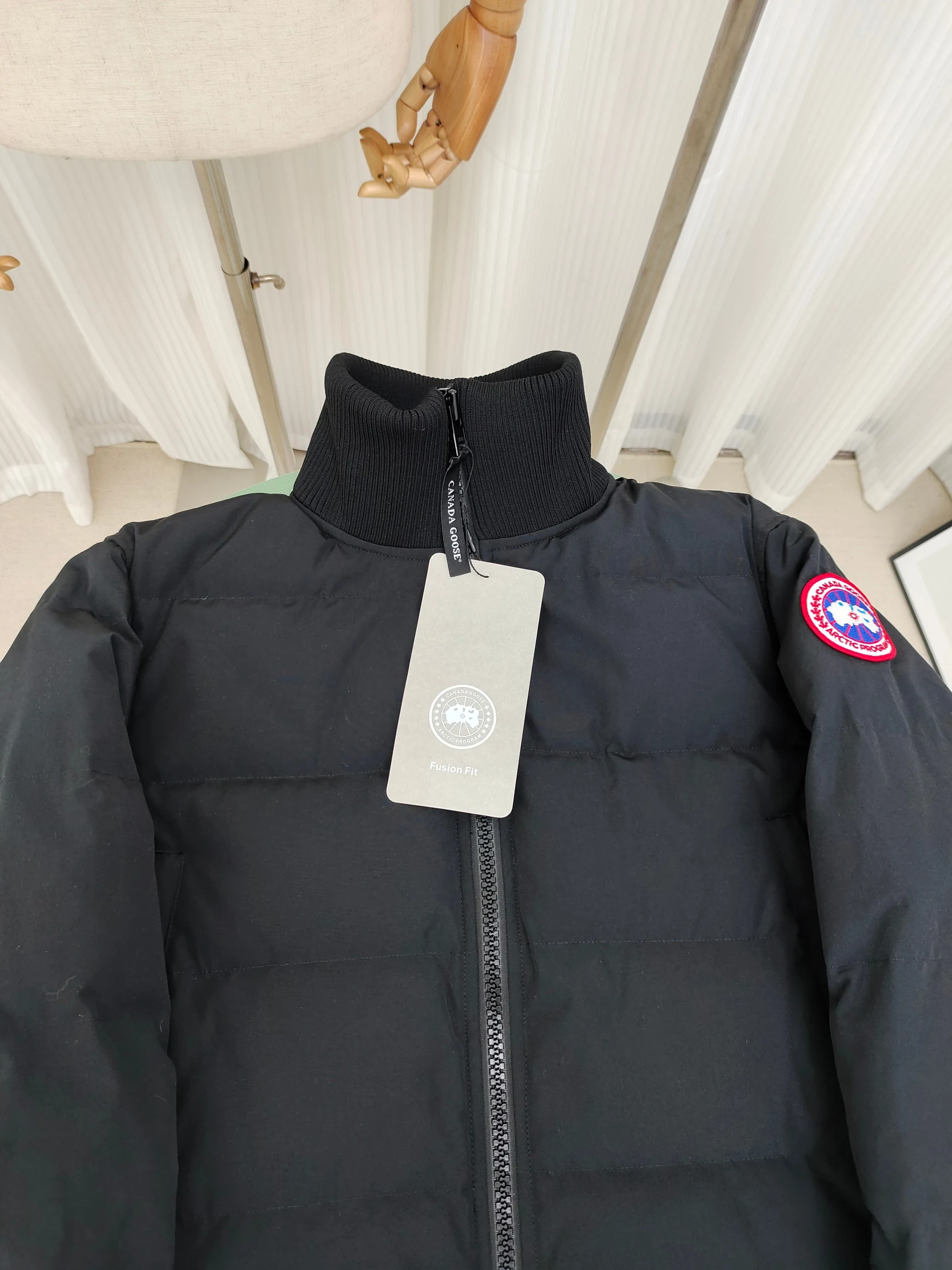Canada Goose Zip Puffer Jacket - Style 209 - Canada Goose puffer jacket real photo 3