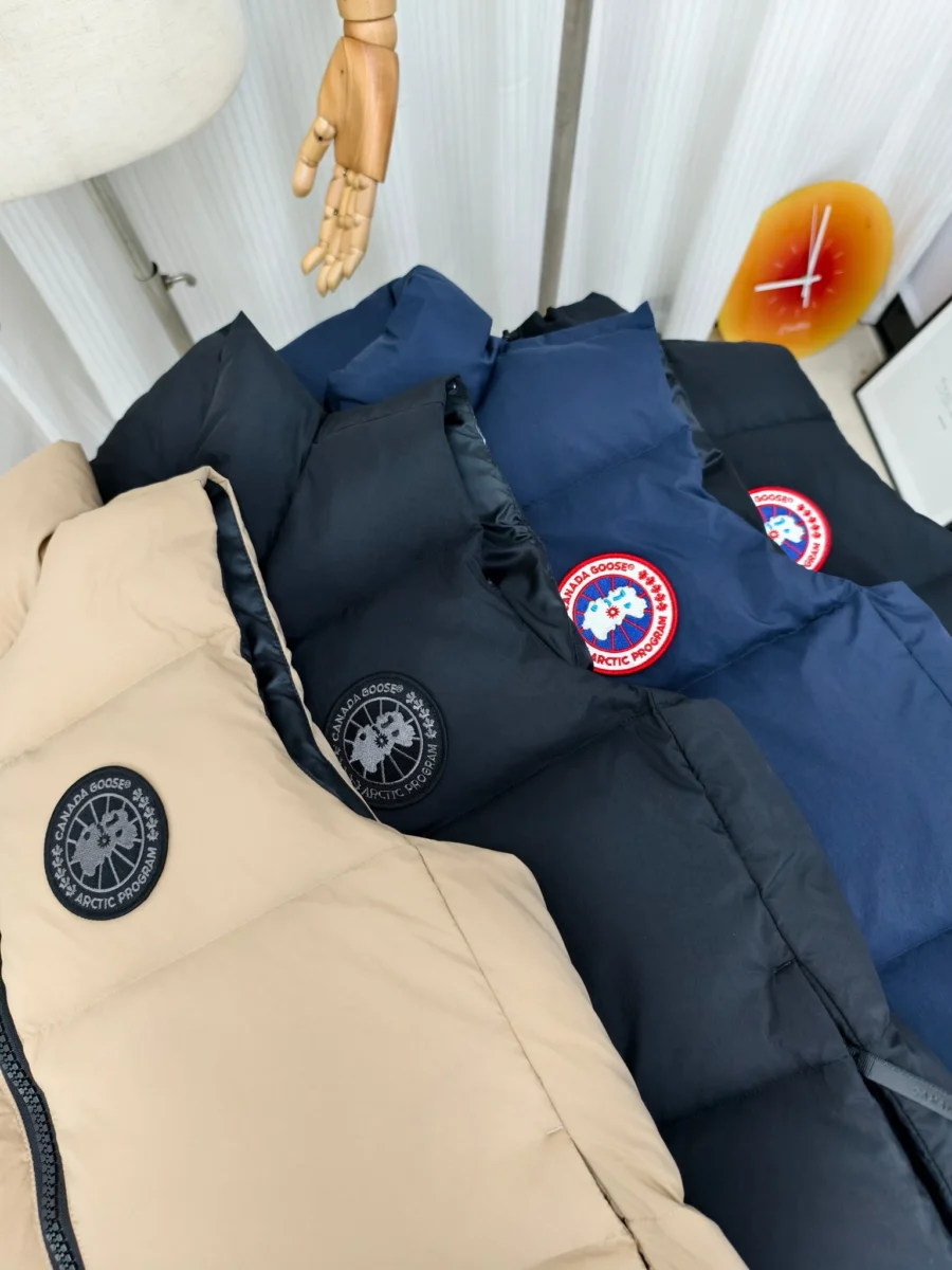 Canada Goose Zip Puffer Jacket - Style 21 - Canada Goose puffer jacket real photo 2