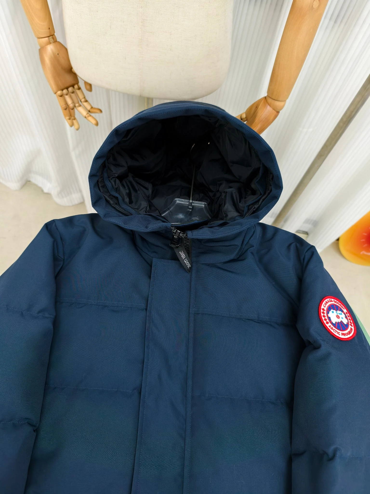 Canada Goose Zip Puffer Jacket - Style 212 - Canada Goose puffer jacket real photo 4