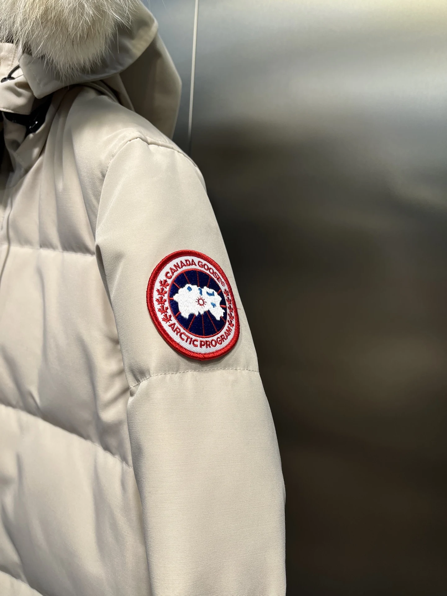 Canada Goose Zip Puffer Jacket - Style 226 - Canada Goose puffer jacket real photo 3
