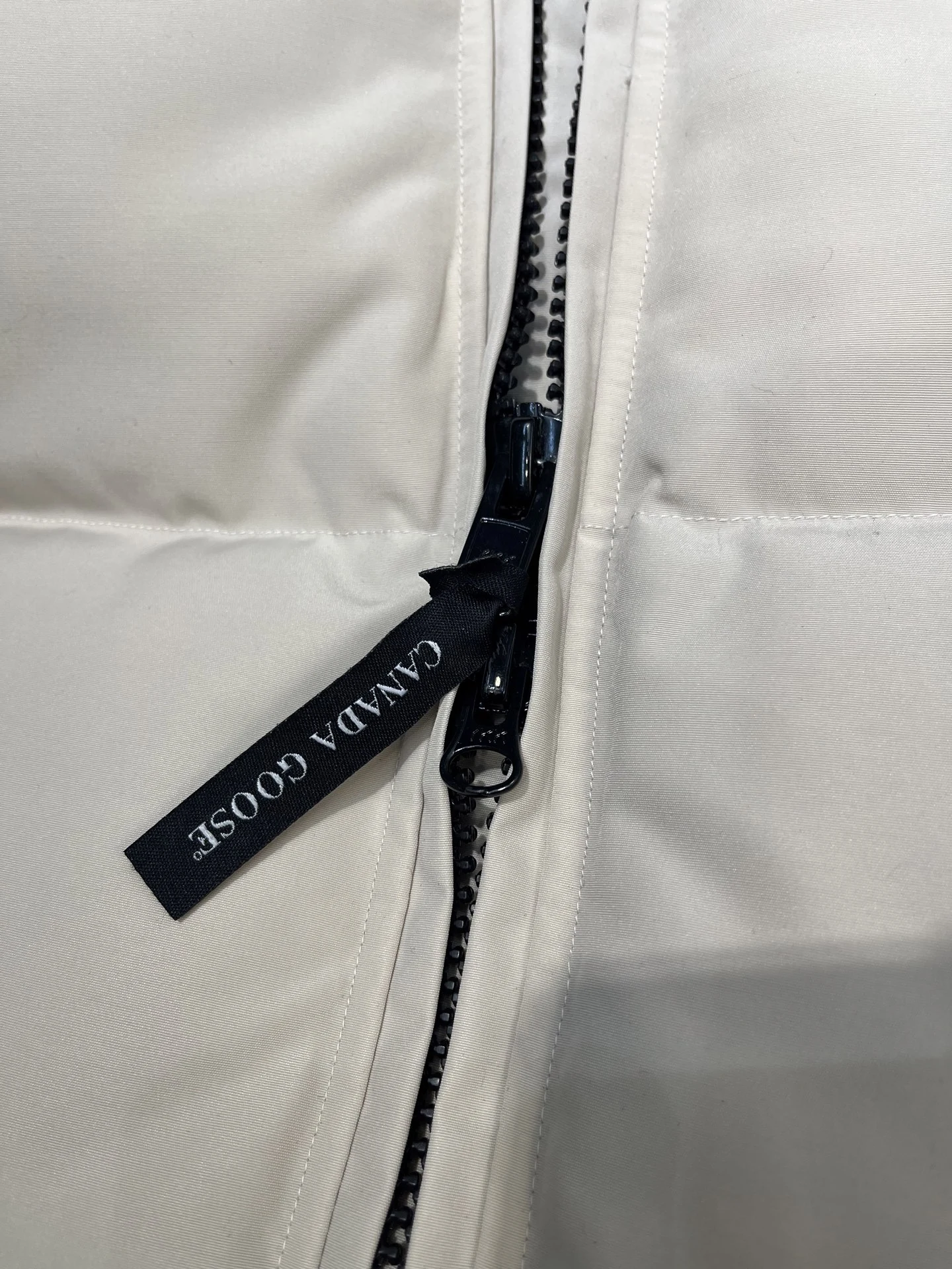 Canada Goose Zip Puffer Jacket - Style 226 - Canada Goose puffer jacket real photo 14