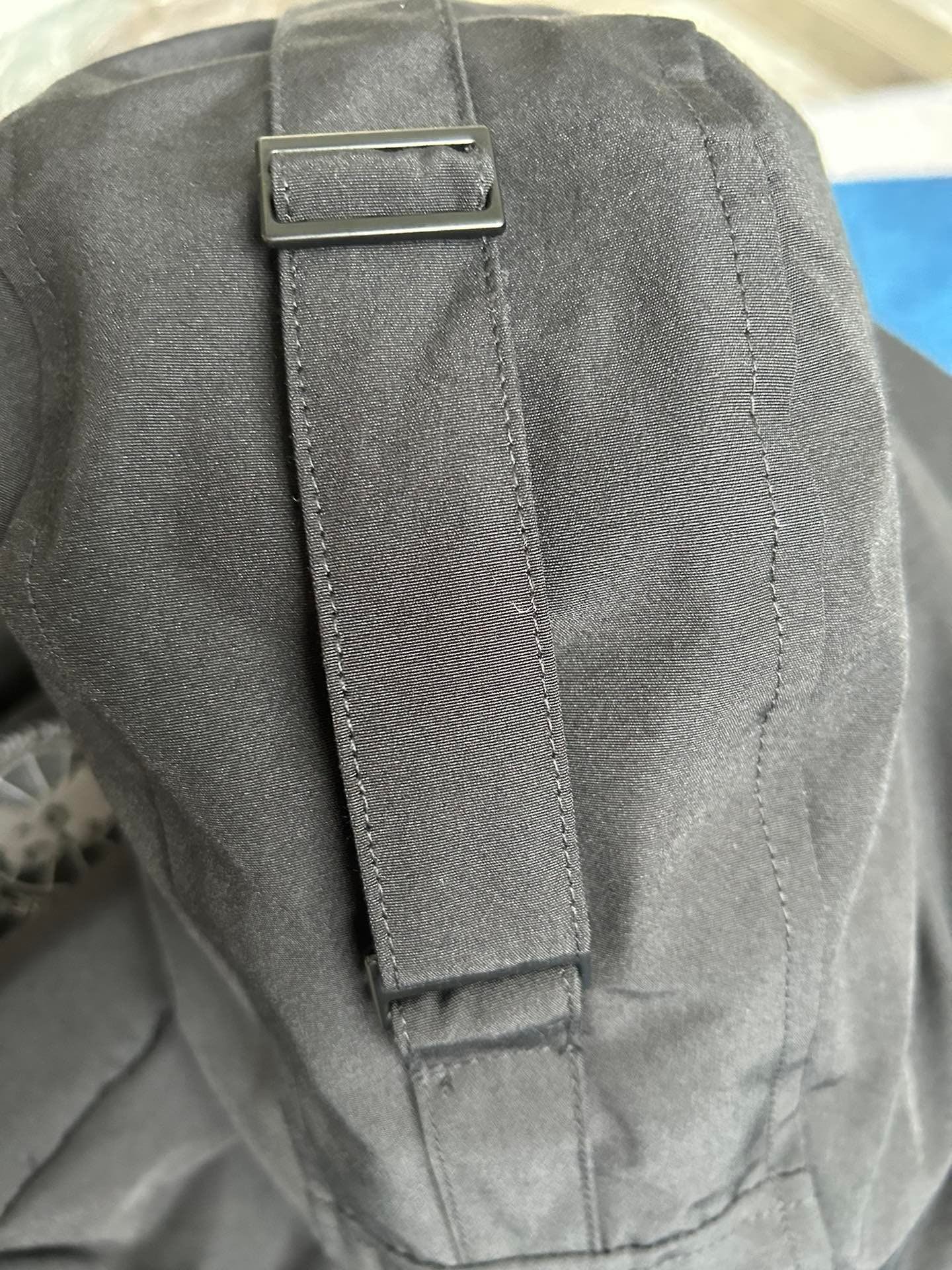 Canada Goose Zip Puffer Jacket - Style 240 - Canada Goose puffer jacket real photo 7