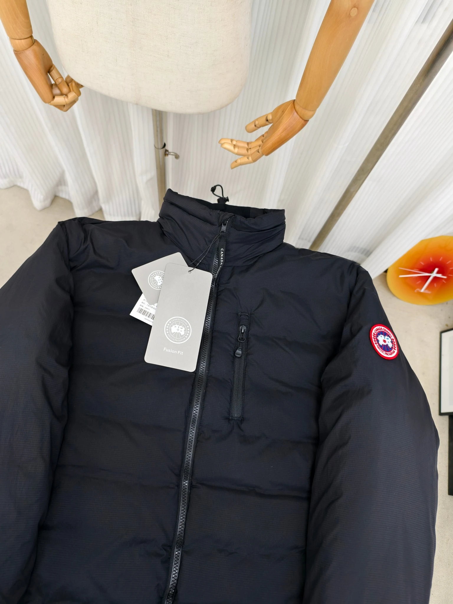 Canada Goose puffer jacket - real photo 3