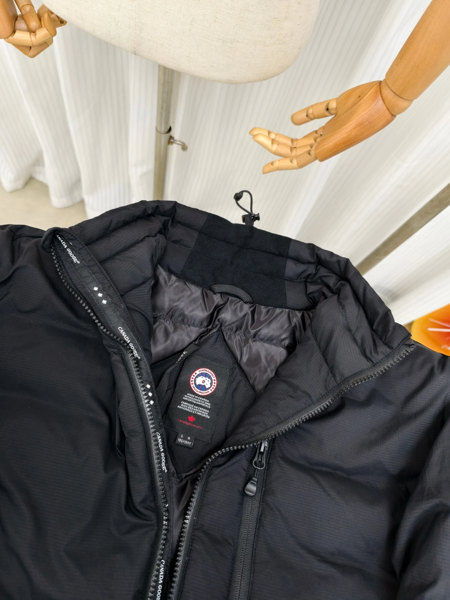 Canada Goose puffer jacket - real photo 6