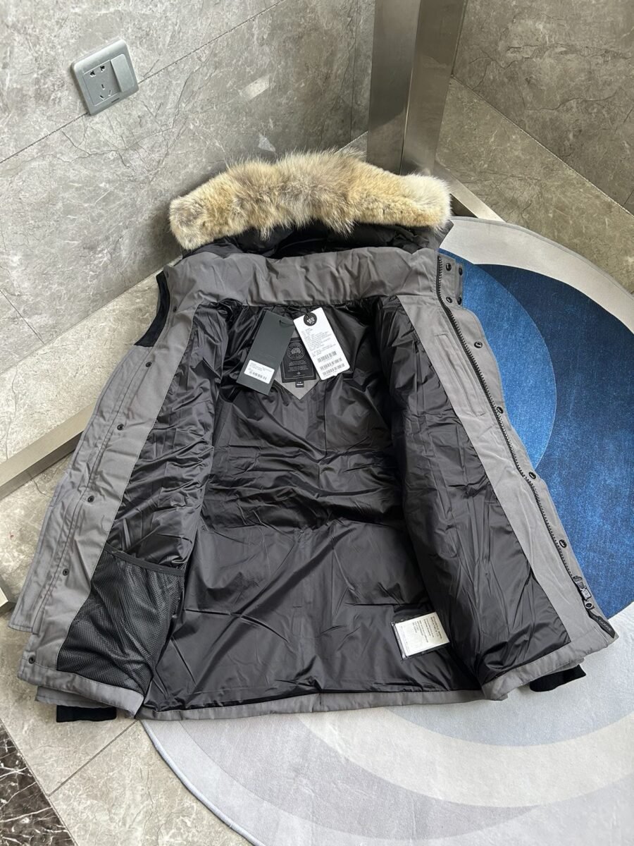 Canada Goose Zip Puffer Jacket - Style 73 - Canada Goose puffer jacket real photo 6