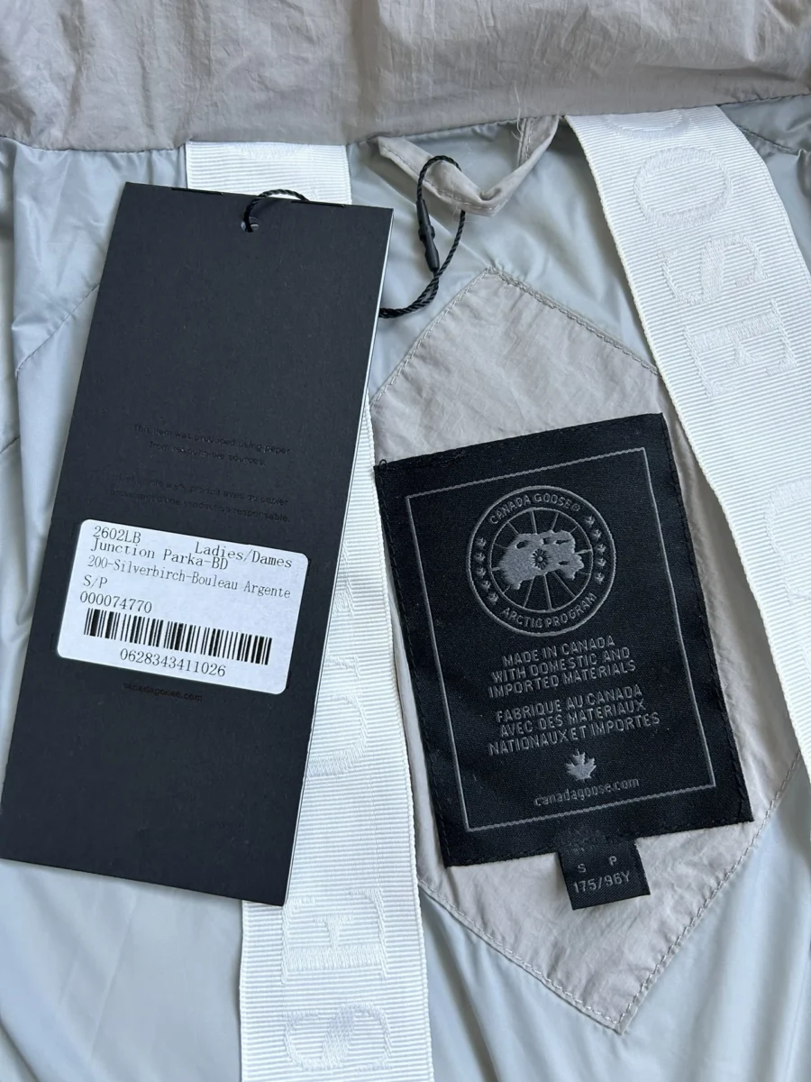 Canada Goose Zip Puffer Jacket - Style 74 - Canada Goose puffer jacket real photo 9
