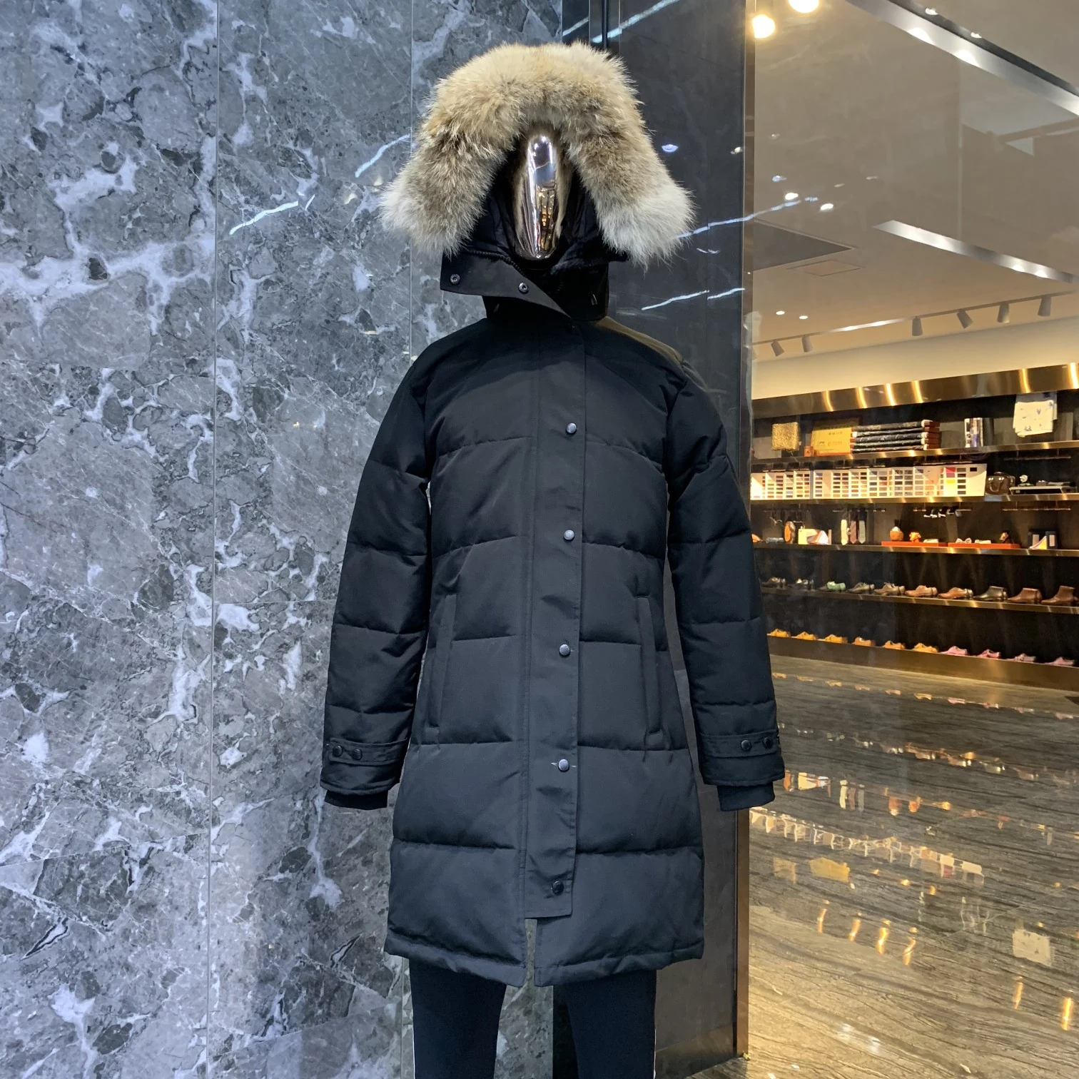 Canada Goose puffer jacket - real photo 1