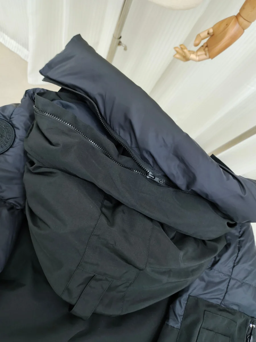 Canada Goose Zip Puffer Jacket - Style 82 - Canada Goose puffer jacket real photo 8