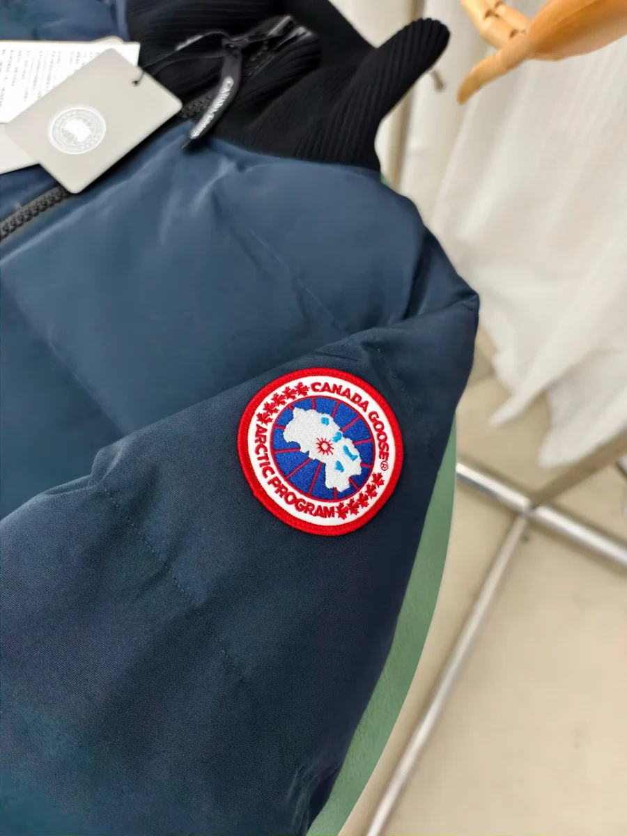 Canada Goose Zip Puffer Jacket - Style 84 - Canada Goose puffer jacket real photo 5
