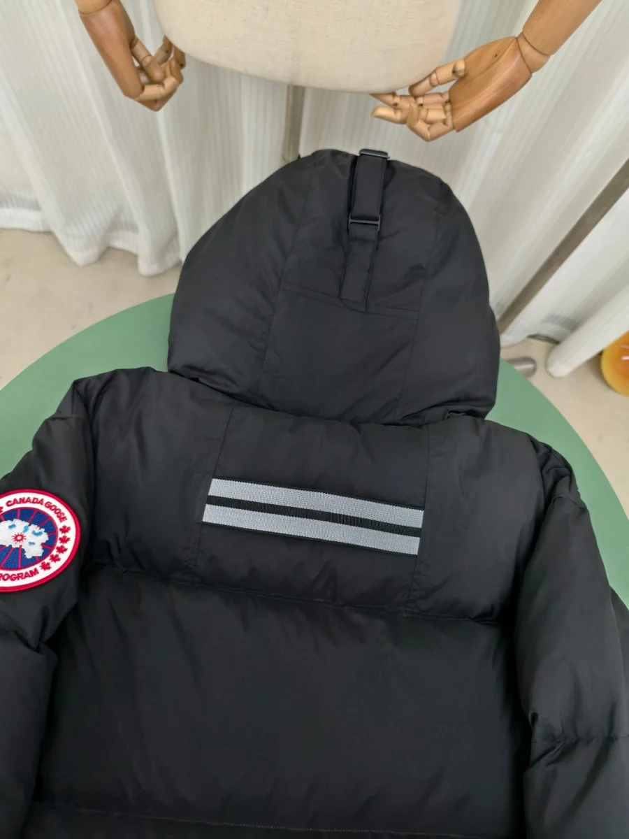 Canada Goose Zip Puffer Jacket - Style 87 - Canada Goose puffer jacket real photo 9