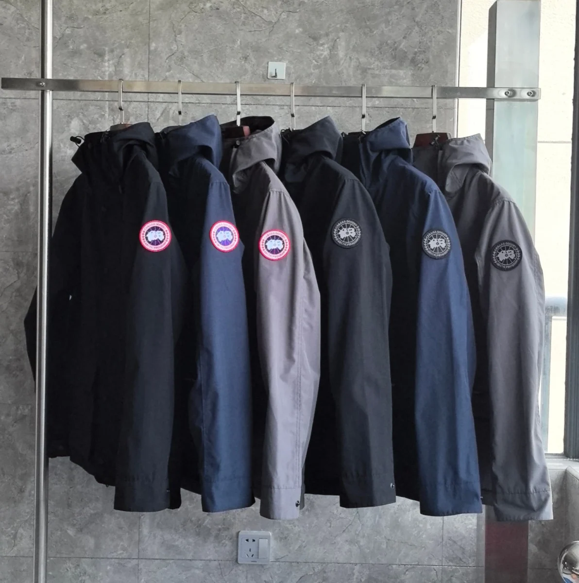 Canada Goose Zip Puffer Jacket - Style 88 - Canada Goose puffer jacket real photo 2
