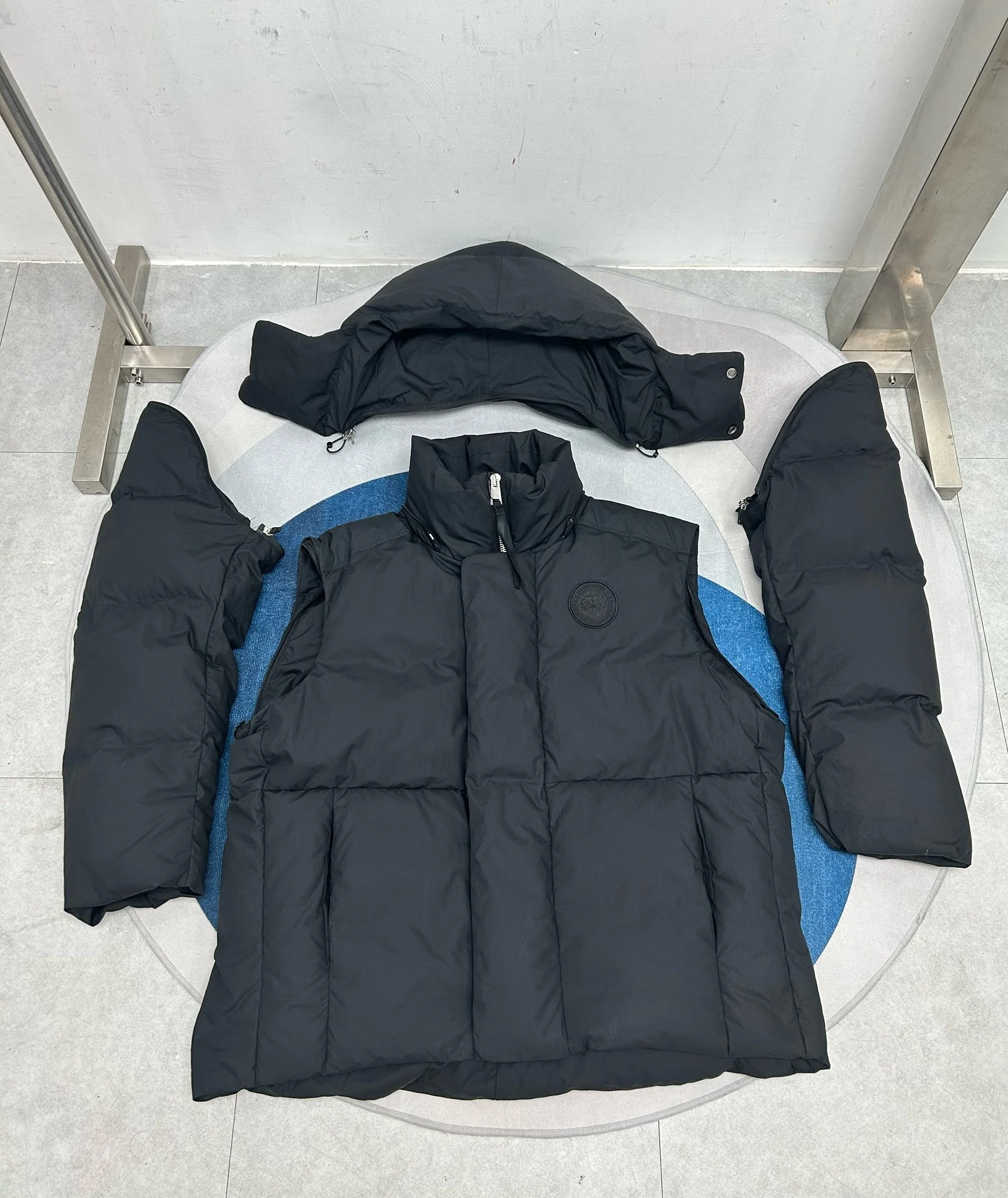 Canada Goose puffer jacket - real photo 2