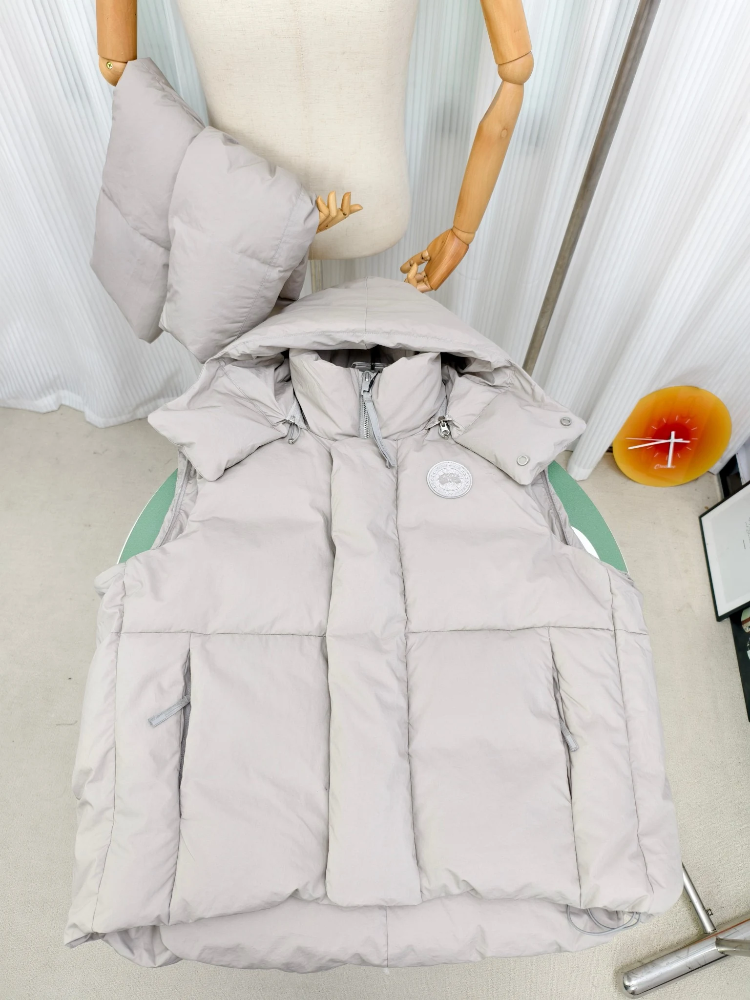 Canada Goose puffer jacket - real photo 5