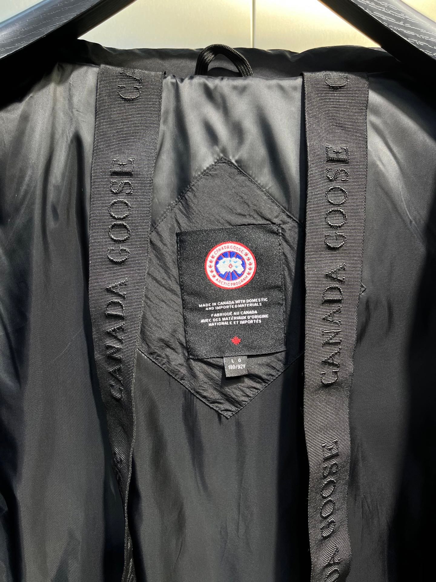 Canada Goose Zip Puffer Jacket - Style 257 - Canada Goose puffer jacket real photo 9