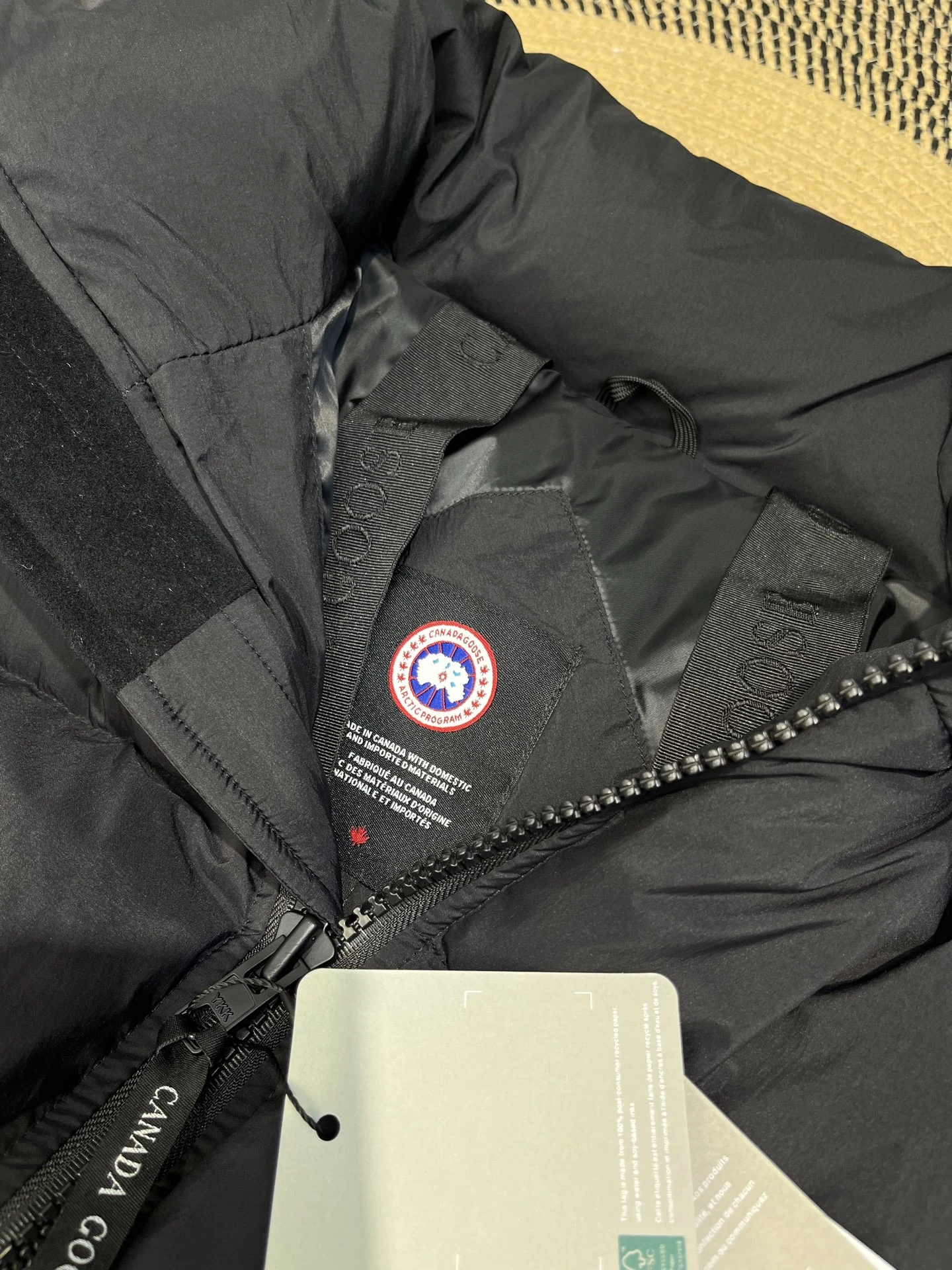 Canada Goose Zip Puffer Jacket - Style 257 - Canada Goose puffer jacket real photo 13