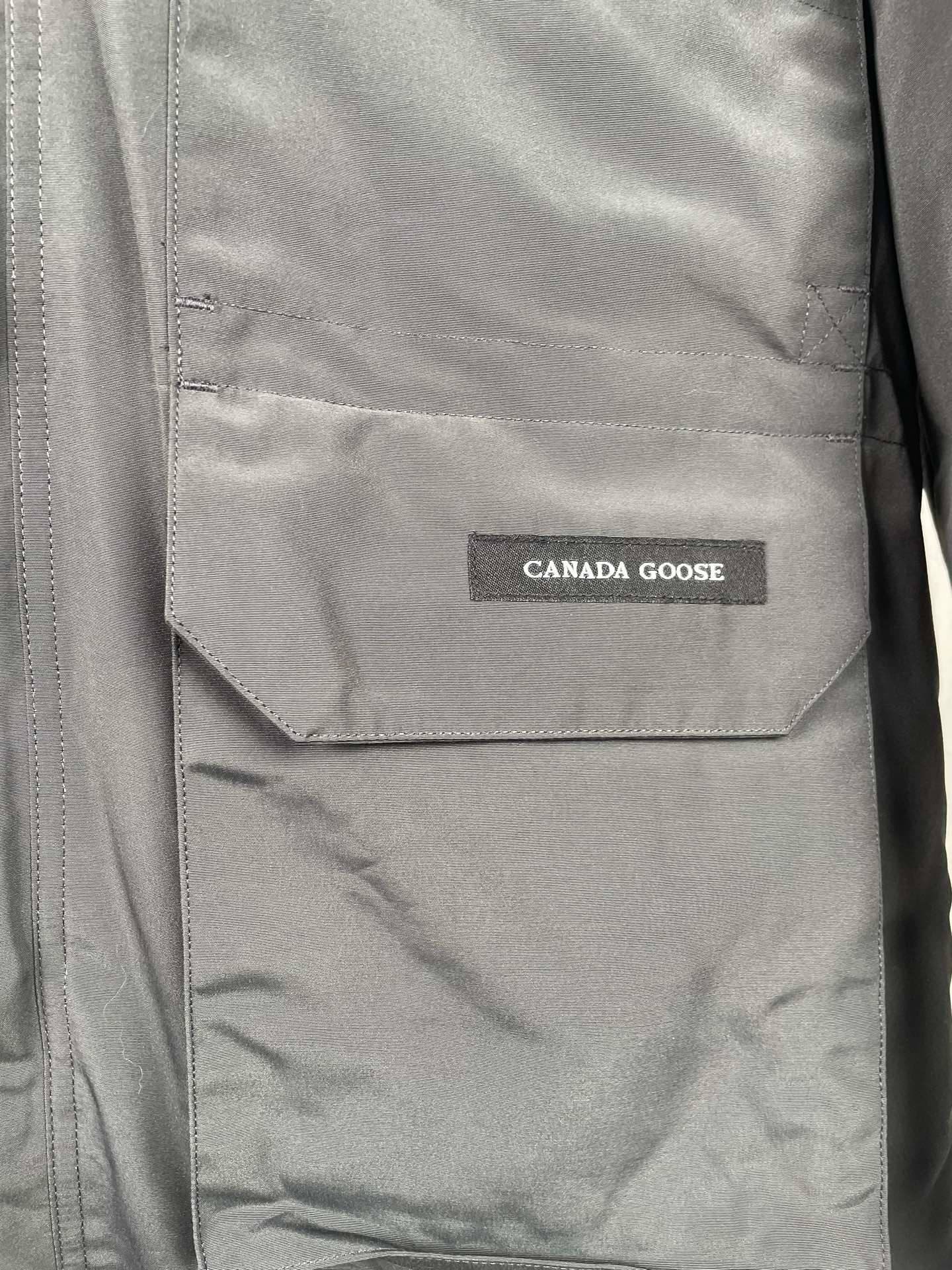 Canada Goose puffer jacket - real photo 6