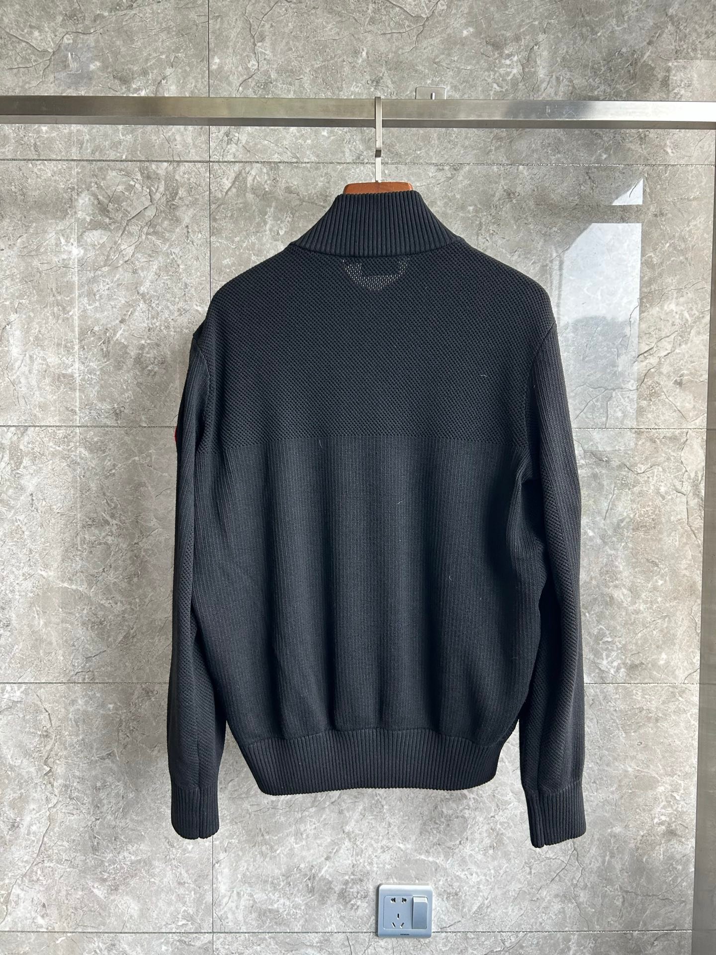 Canada Goose Zip Puffer Jacket - Style 308 - Canada Goose puffer jacket real photo 2