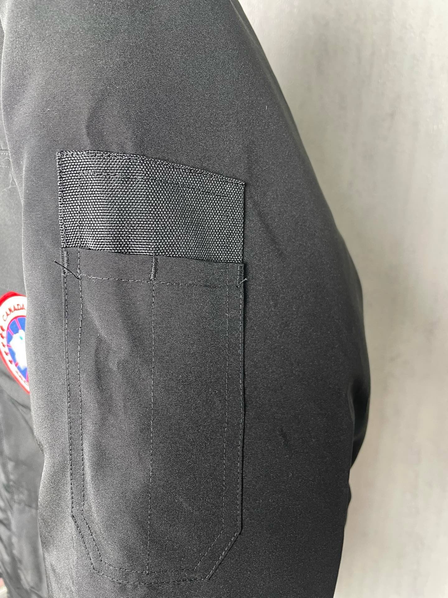 Canada Goose Zip Puffer Jacket - Style 309 - Canada Goose puffer jacket real photo 8