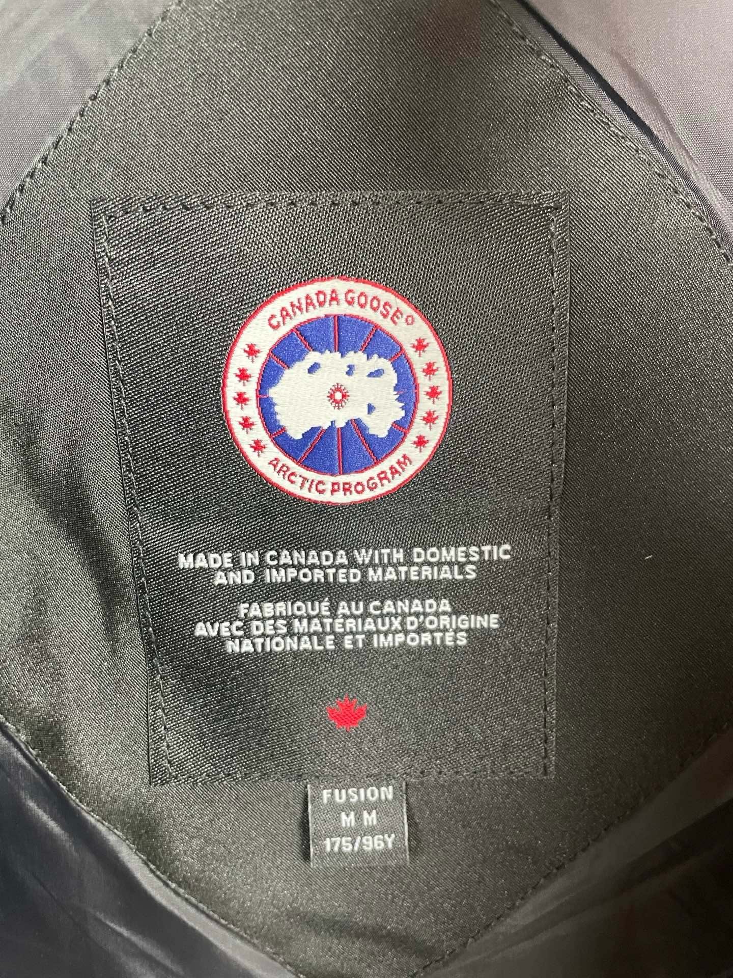 Canada Goose Zip Puffer Jacket - Style 309 - Canada Goose puffer jacket real photo 10