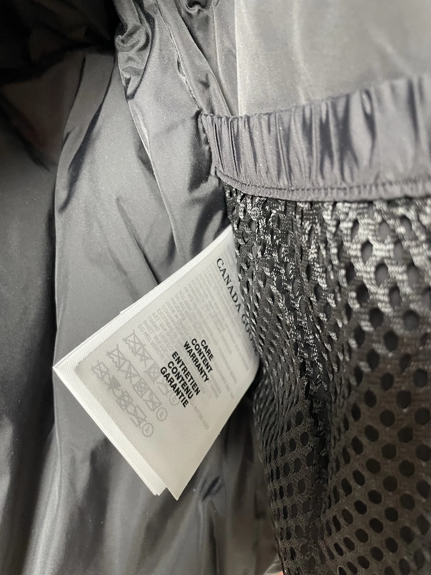 Canada Goose puffer jacket - real photo 12