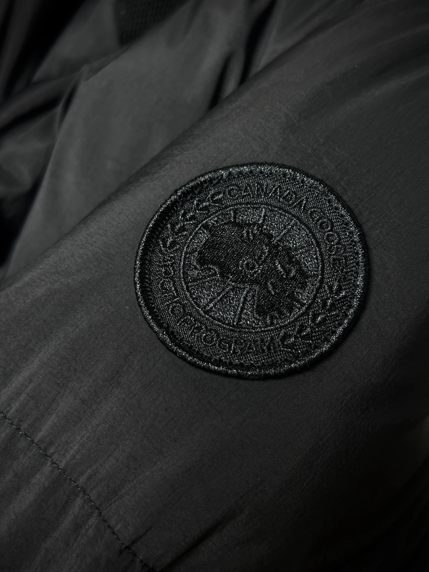 Canada Goose Zip Puffer Jacket - Style 319 - Canada Goose puffer jacket real photo 7