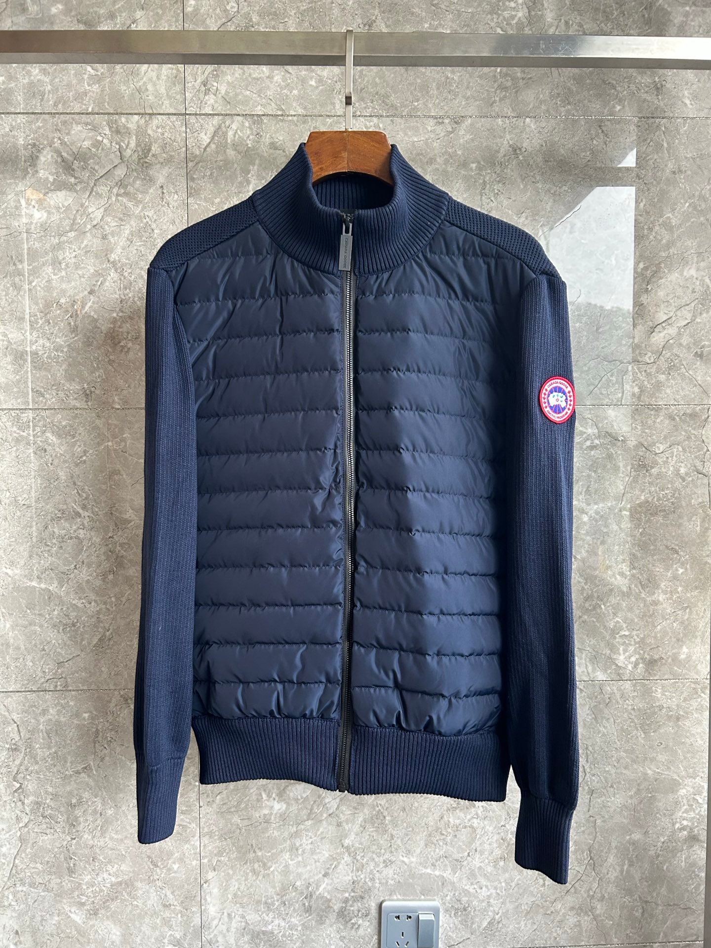 Canada Goose Zip Puffer Jacket - Style 325 - Canada Goose puffer jacket real photo 1