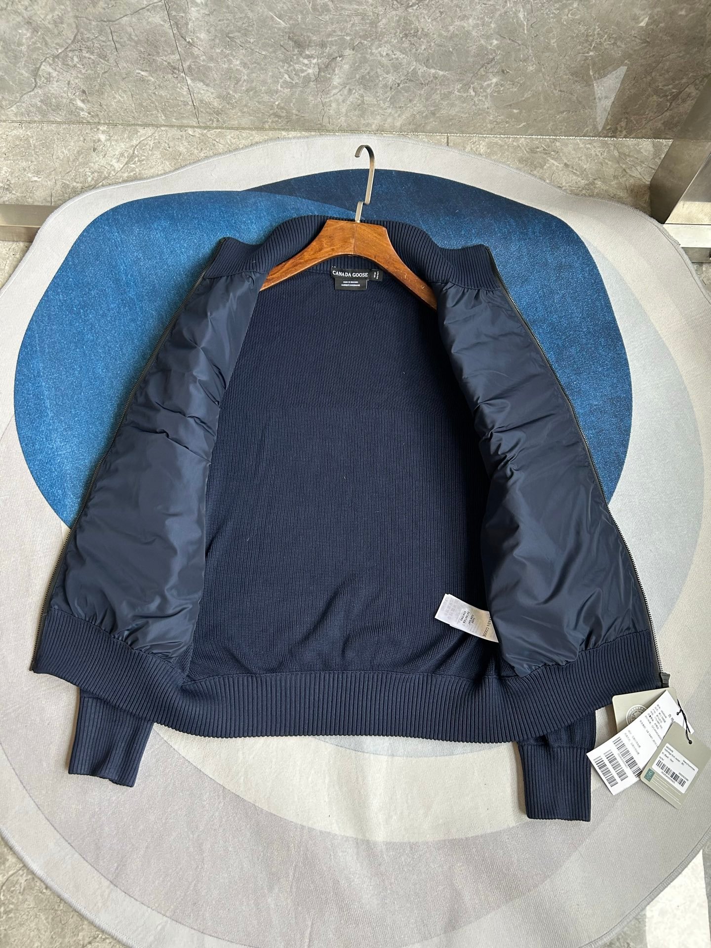 Canada Goose Zip Puffer Jacket - Style 325 - Canada Goose puffer jacket real photo 4