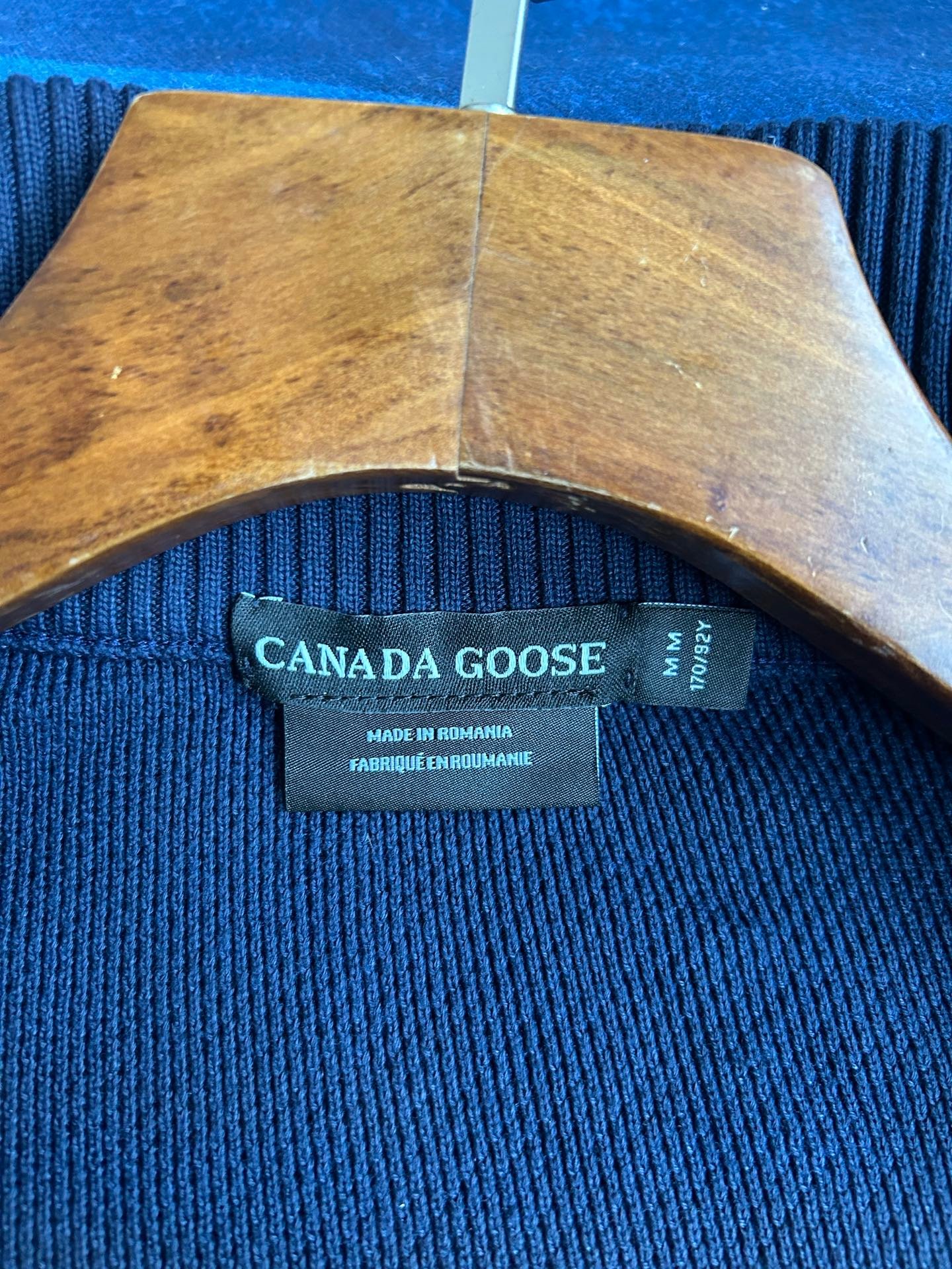 Canada Goose Zip Puffer Jacket - Style 325 - Canada Goose puffer jacket real photo 8