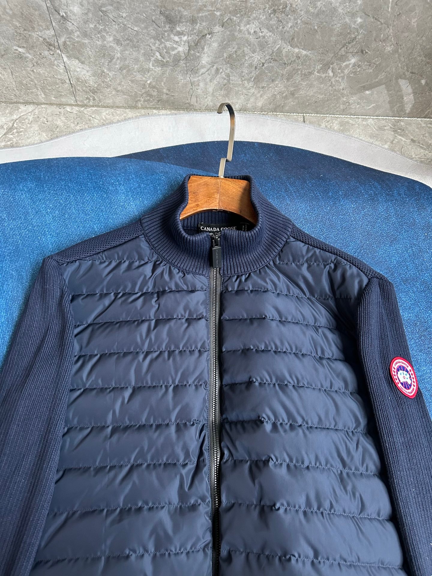 Canada Goose Zip Puffer Jacket - Style 325 - Canada Goose puffer jacket real photo 12