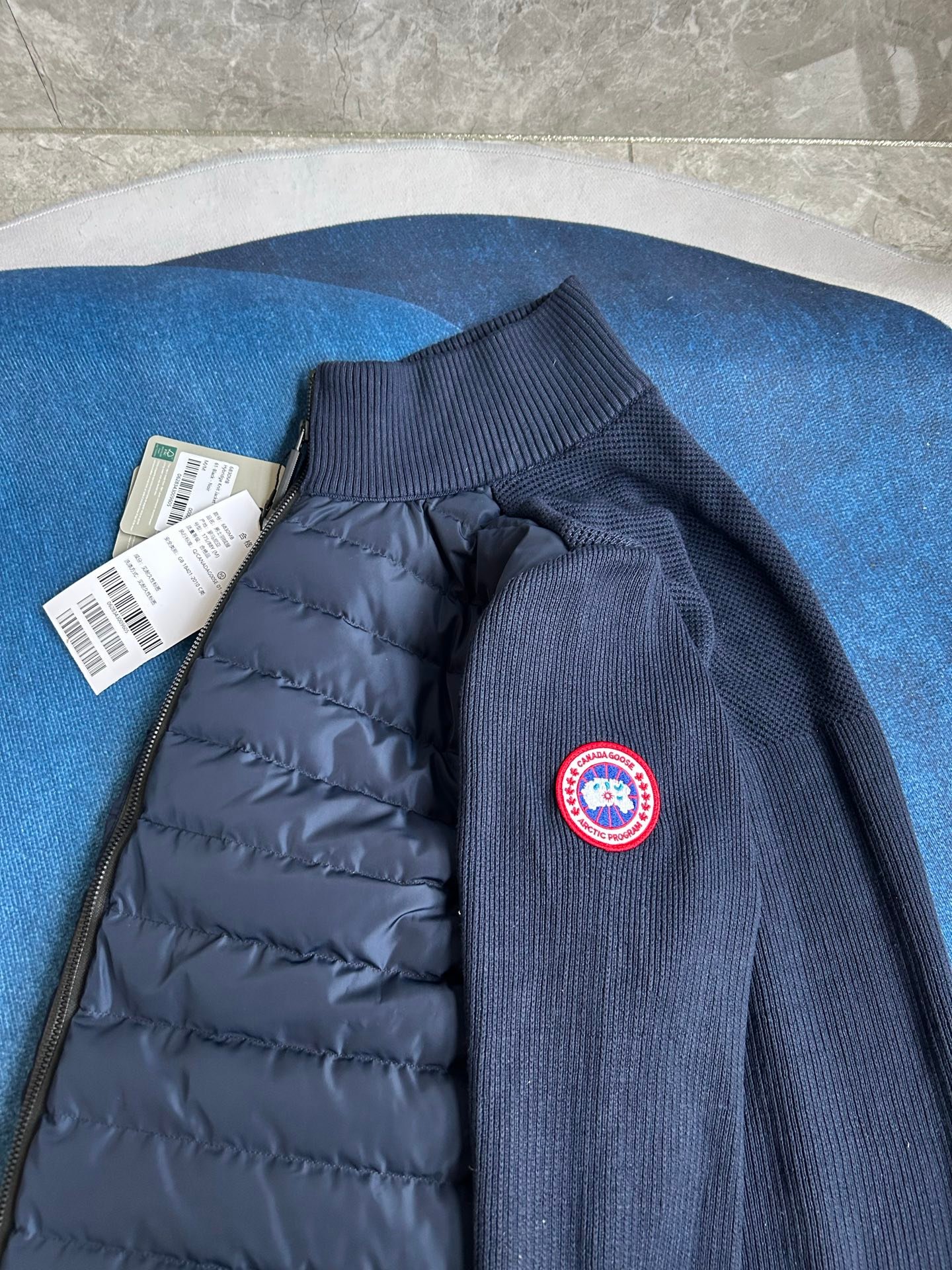 Canada Goose Zip Puffer Jacket - Style 325 - Canada Goose puffer jacket real photo 18