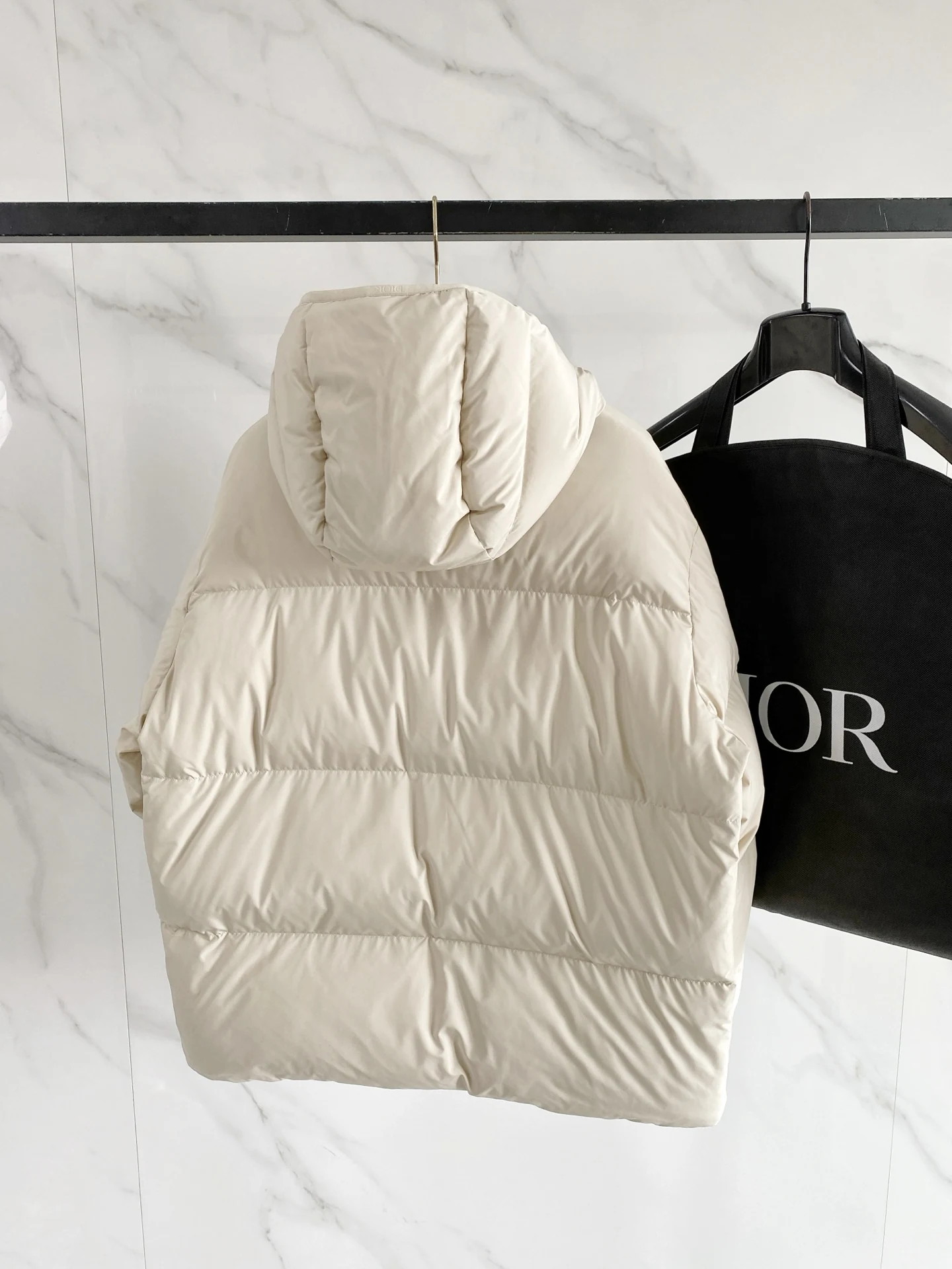 Dior puffer jacket - real photo 8