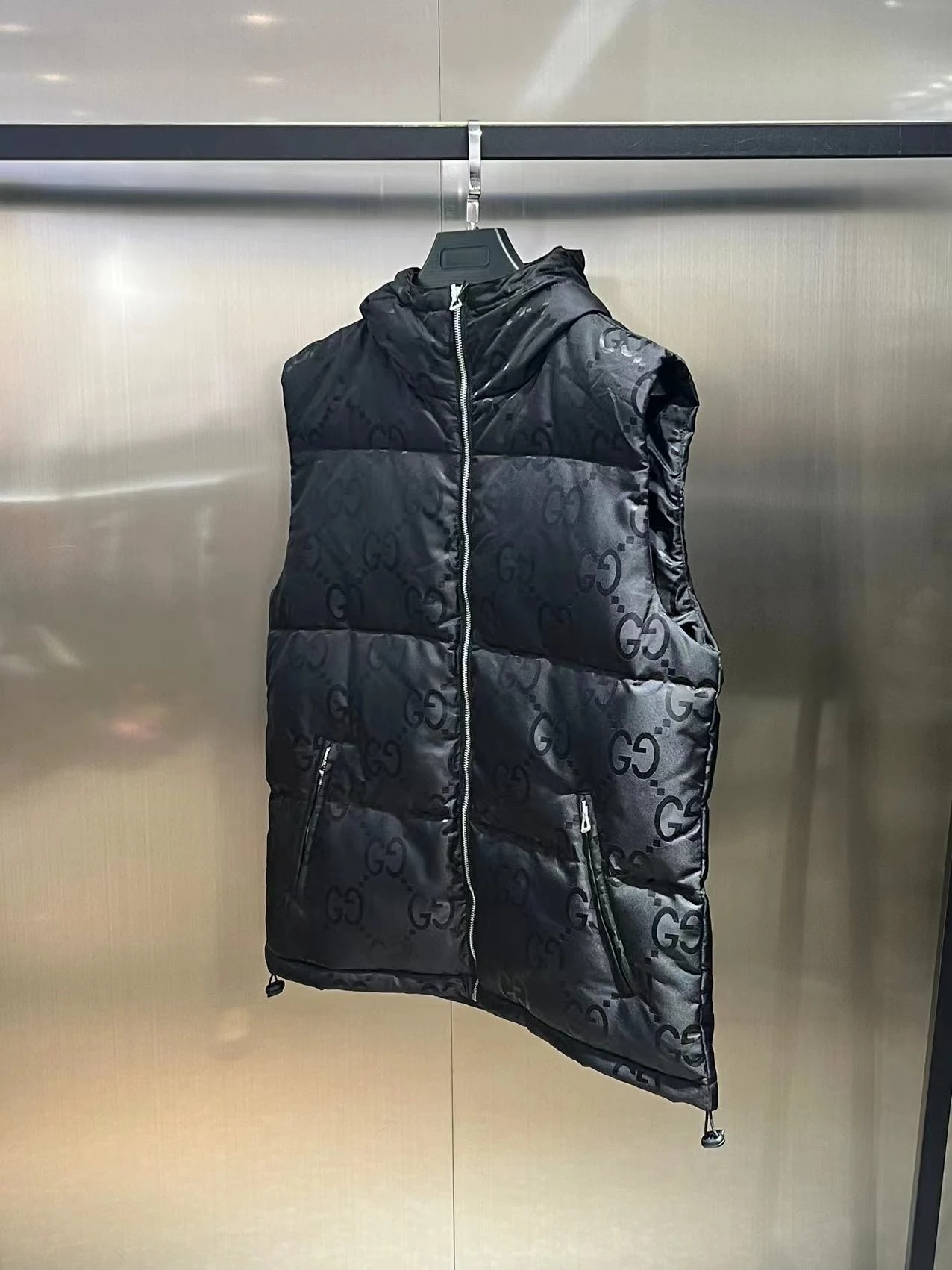 Gucci Hooded Puffer Vest - Style 5 - Gucci puffer vest real photo 2