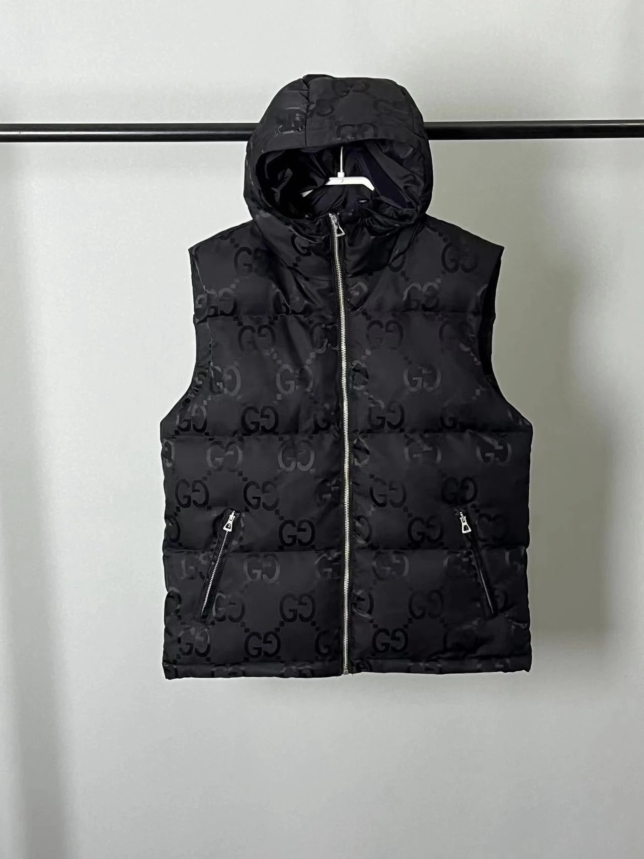 Gucci Hooded Puffer Vest - Style 5 - Gucci puffer vest real photo 7