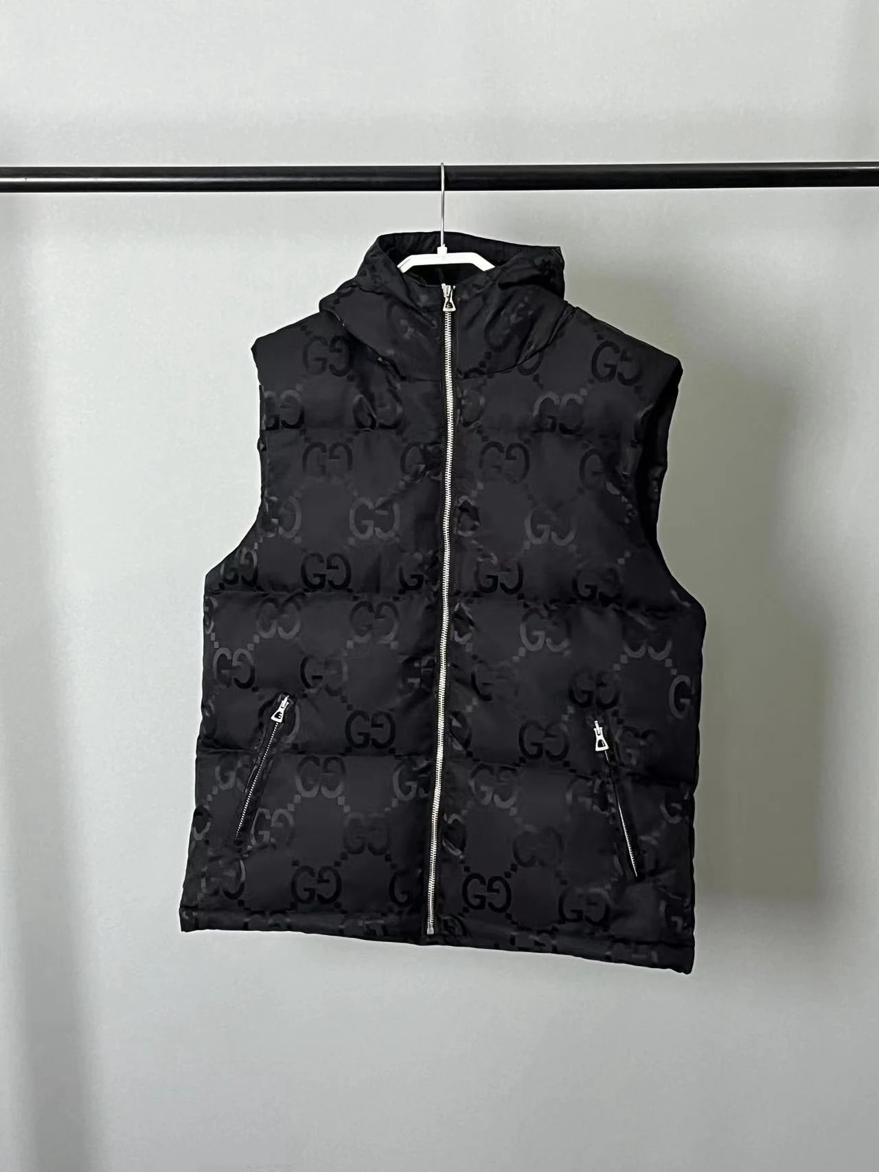 Gucci Hooded Puffer Vest - Style 5 - Gucci puffer vest real photo 8