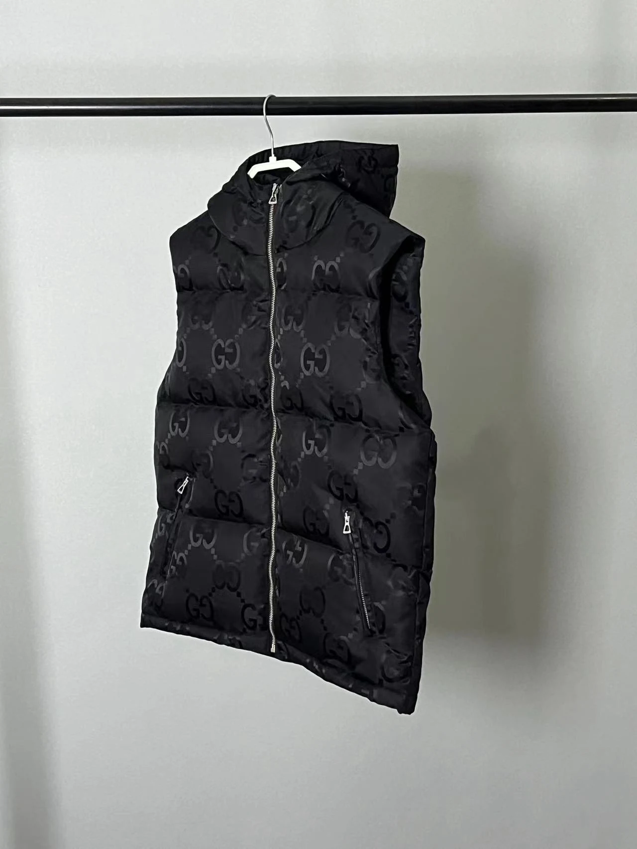 Gucci Hooded Puffer Vest - Style 5 - Gucci puffer vest real photo 9