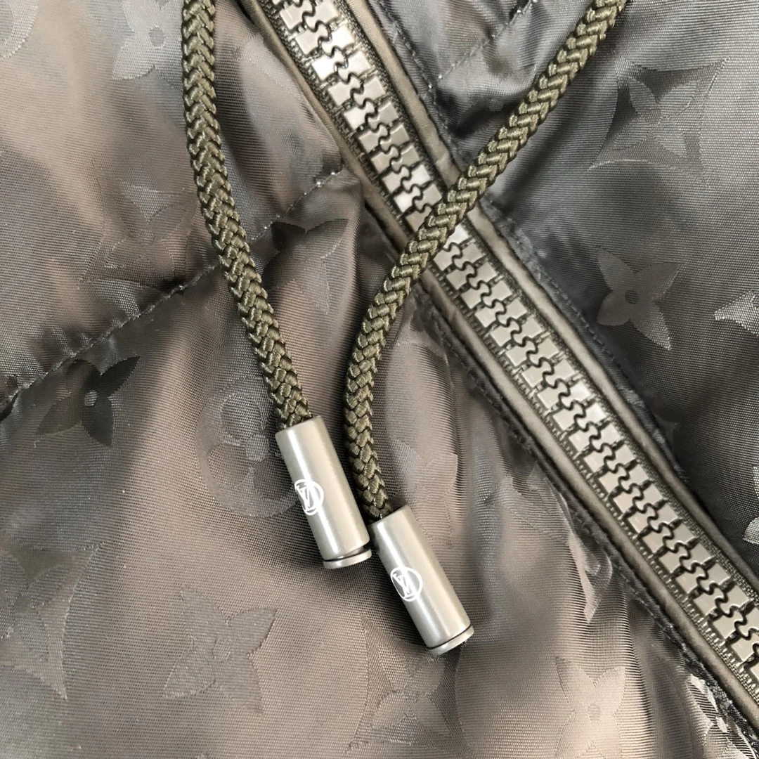 LV Hooded Puffer Jacket - Style 2 - LV puffer jacket real photo 4
