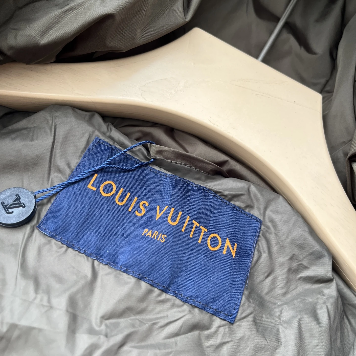 LV puffer jacket - real photo 11
