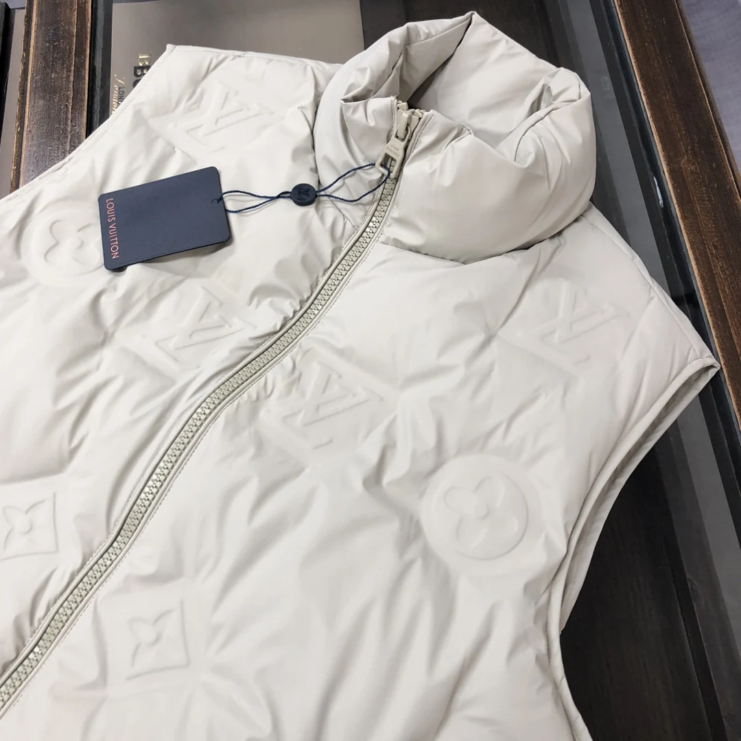 LV Short Puffer Vest - LV puffer vest real photo 3