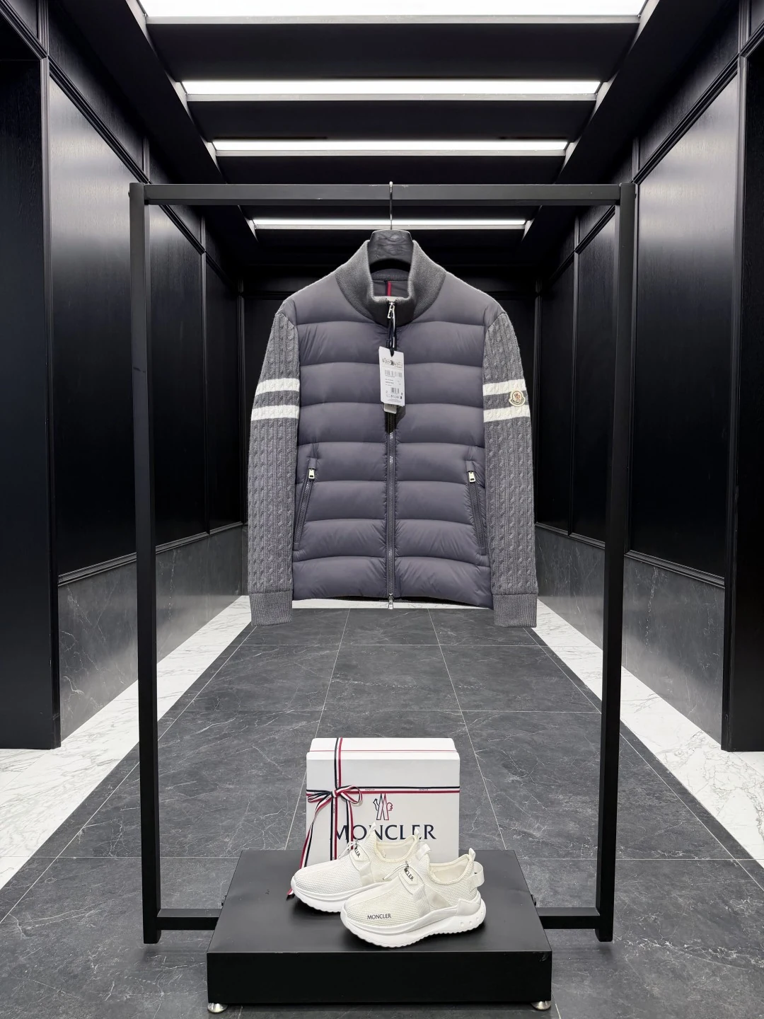 Moncler Doudoune Puffer Jacket - Style 89 - Moncler puffer jacket real photo 1