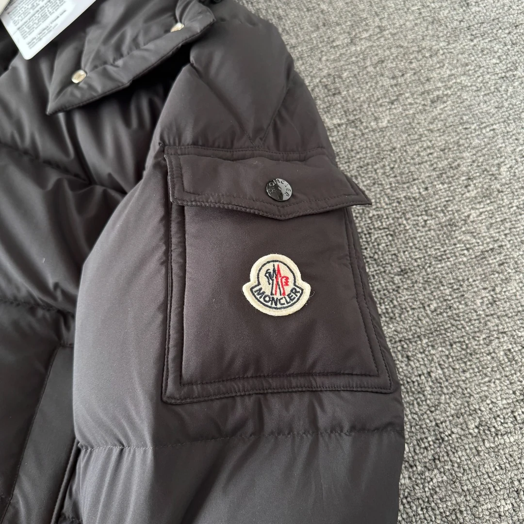 Moncler puffer jacket - real photo 5