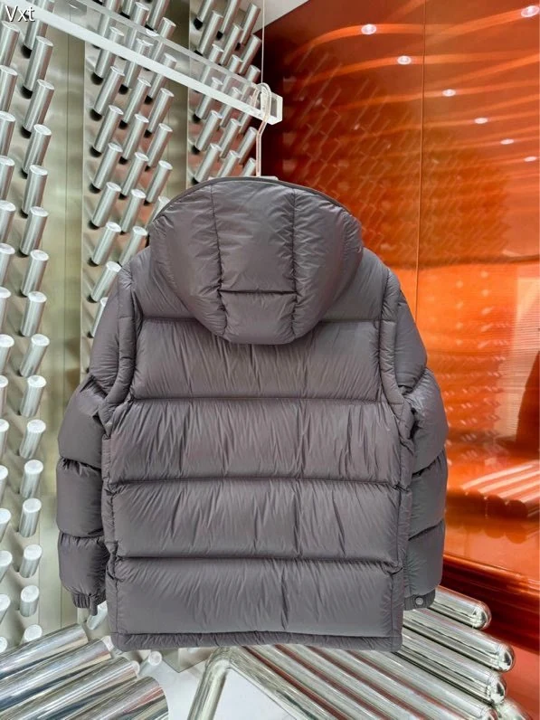 Moncler puffer jacket - real photo 9