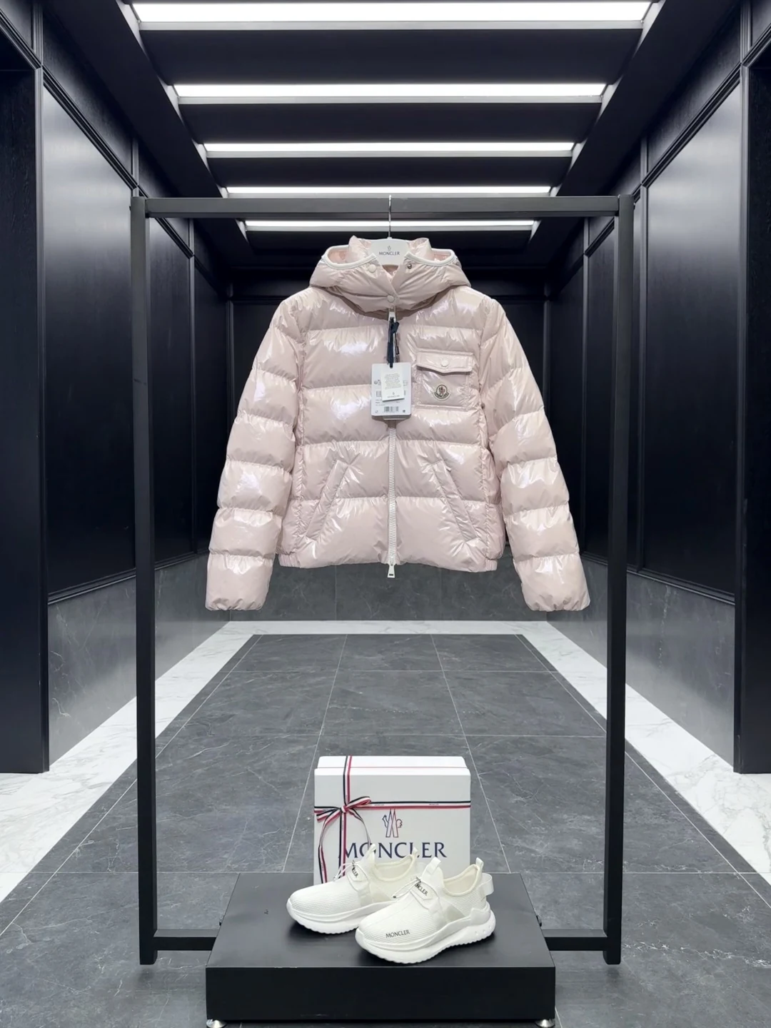 Moncler puffer jacket - real photo 1